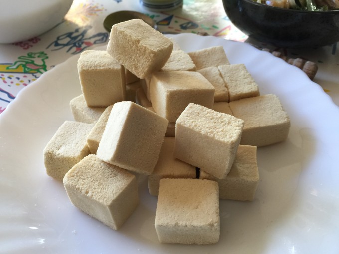 鍋の季節がやってきました!日本独自の食材でできる簡単健康法「高野豆腐」