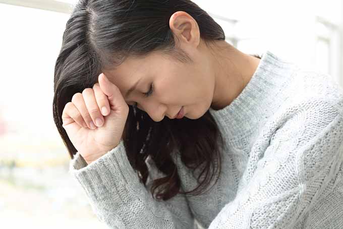 辛い肩こりに湿布を??その湿布が肩こりや頭痛の原因に!?